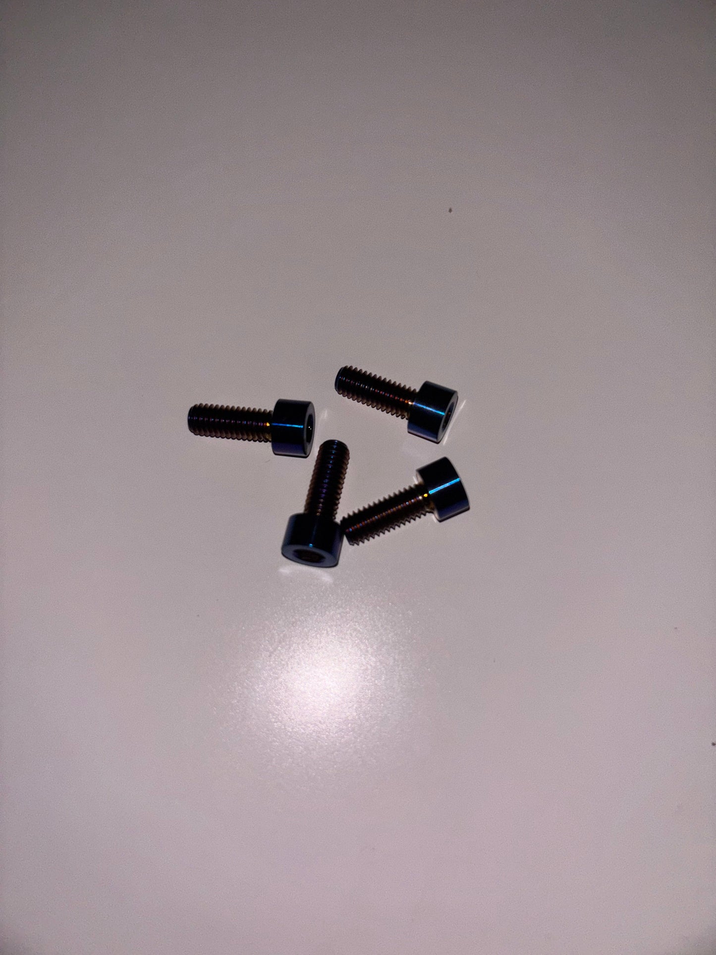 Ultra bee side plastics titanium