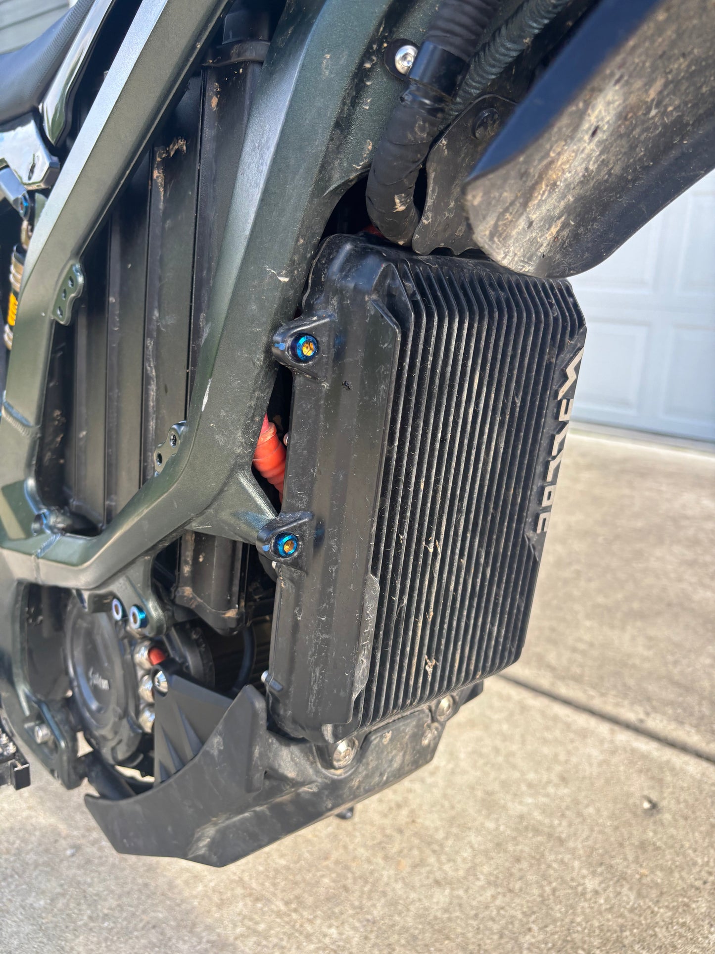 Ultra Bee Controller Titanium Bolts