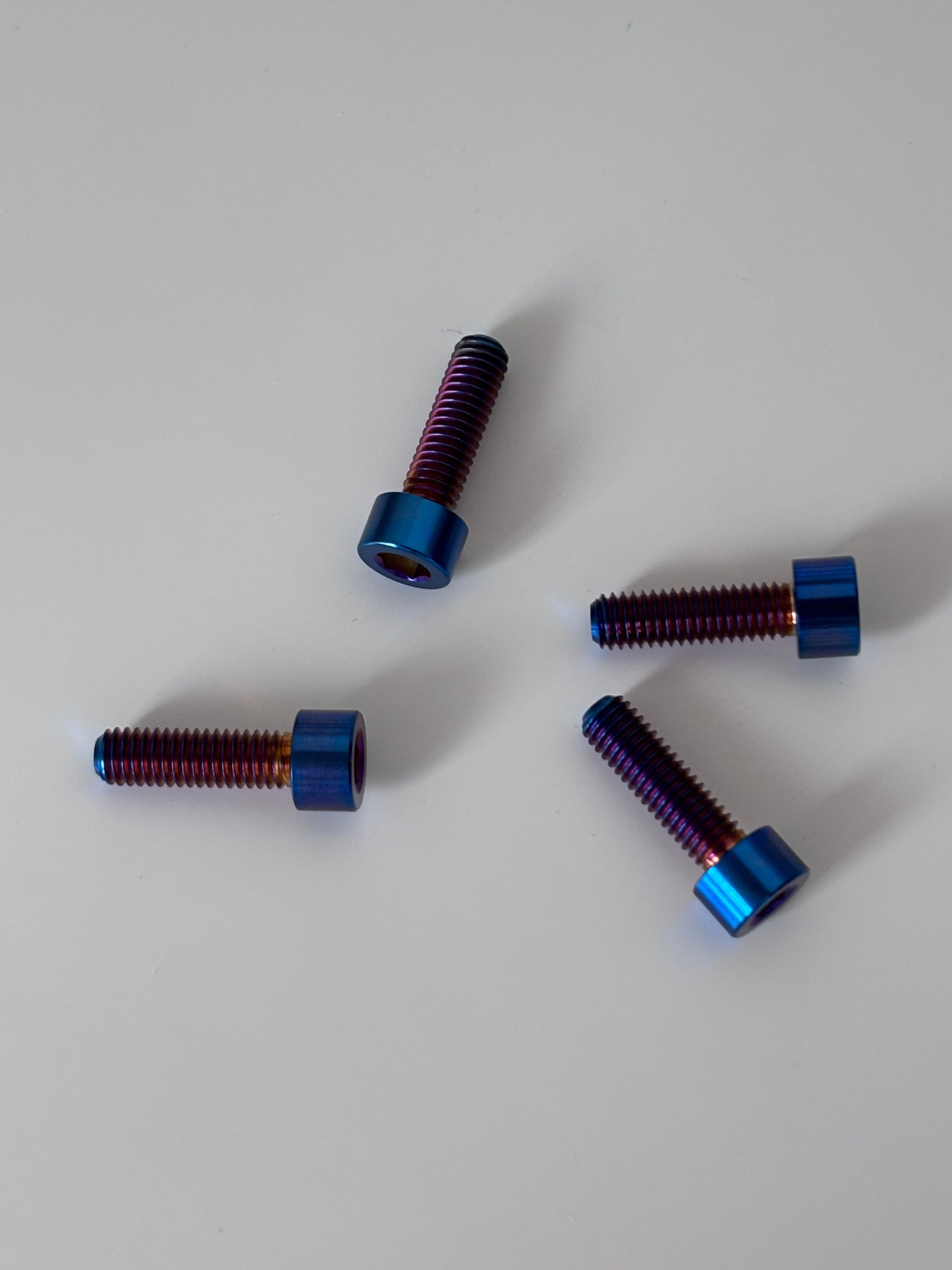 Bar clamp titanium bolts
