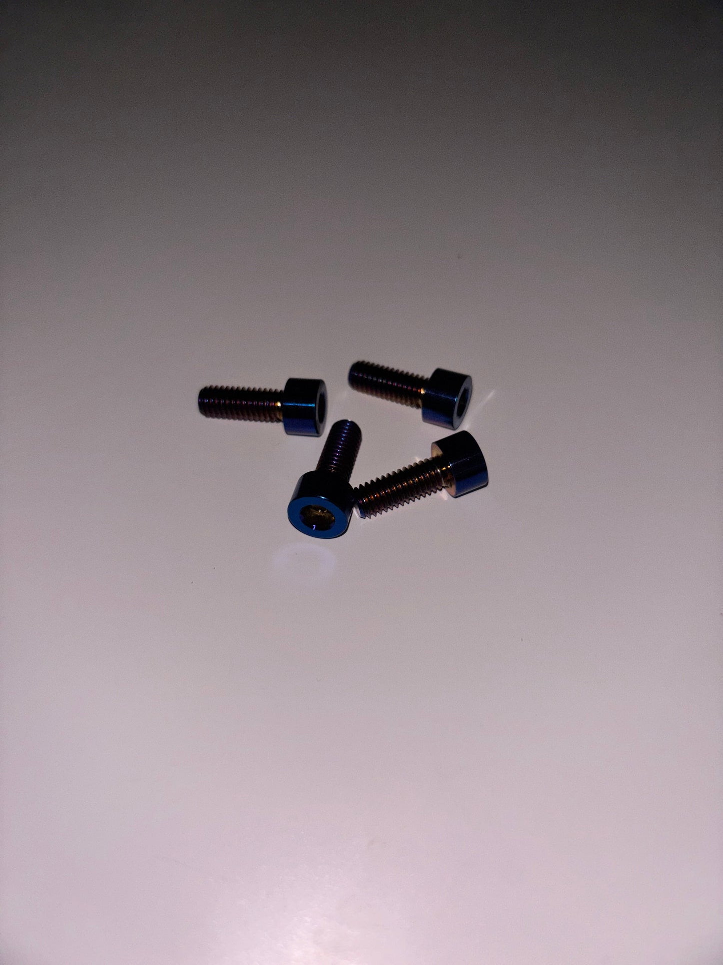 Ultra bee side plastics titanium