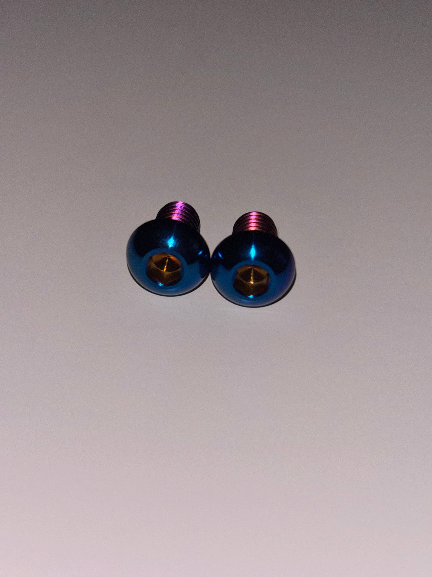 E-Moto Battery lid lock titanium